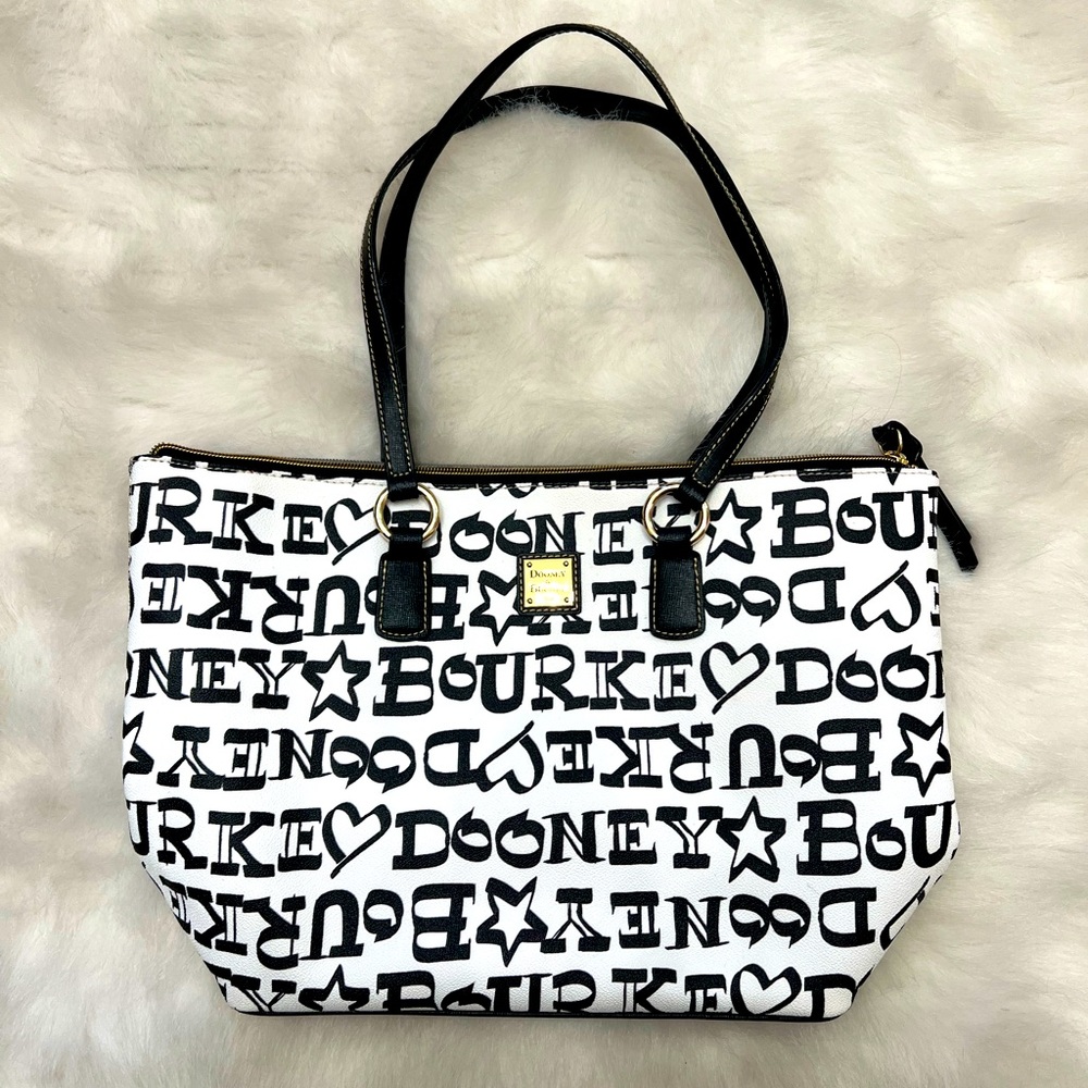 Dooney & Bourke Large Zip Black and White Doodle Tote **New w/o Tags**